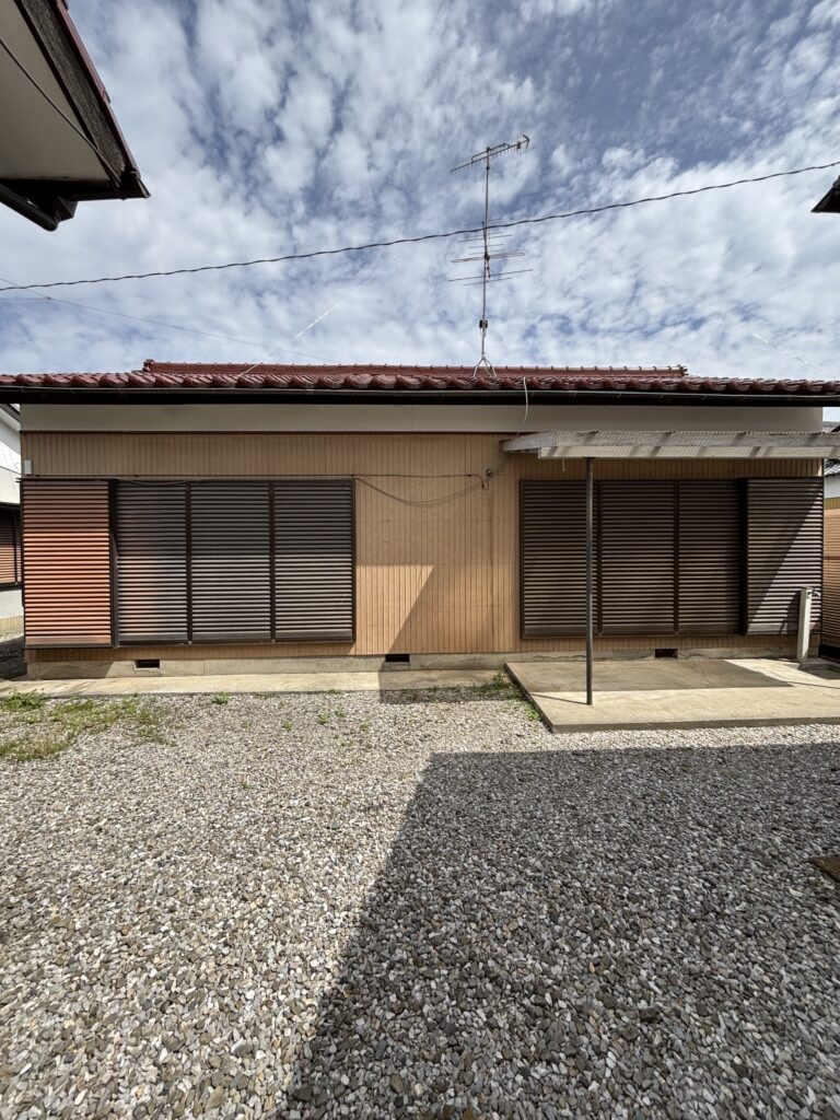 行田市佐間貸家